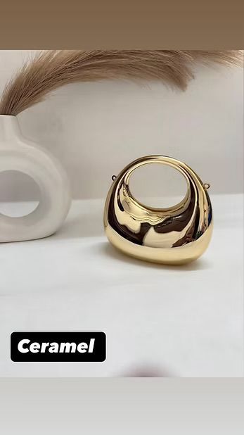 Moon Clutch Acrylic Bag - Ceramel